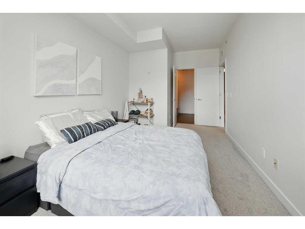









2660


22

Street, 5119,
Red Deer,




AB
T4R 0K1

