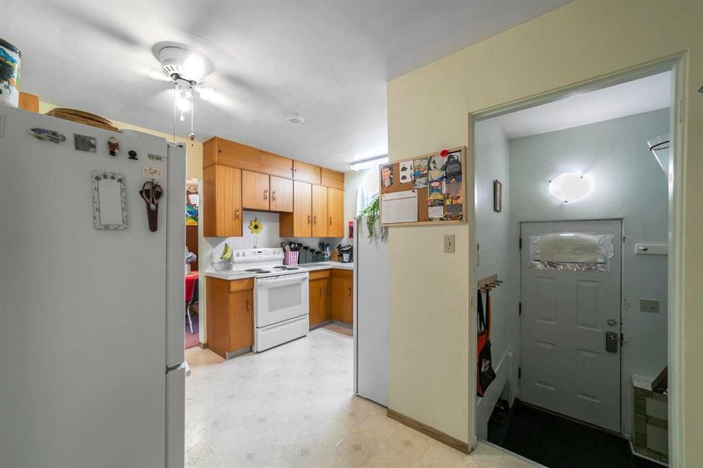 









38


Mt. Pleasant

Drive,
Camrose,




AB
T4V2M1

