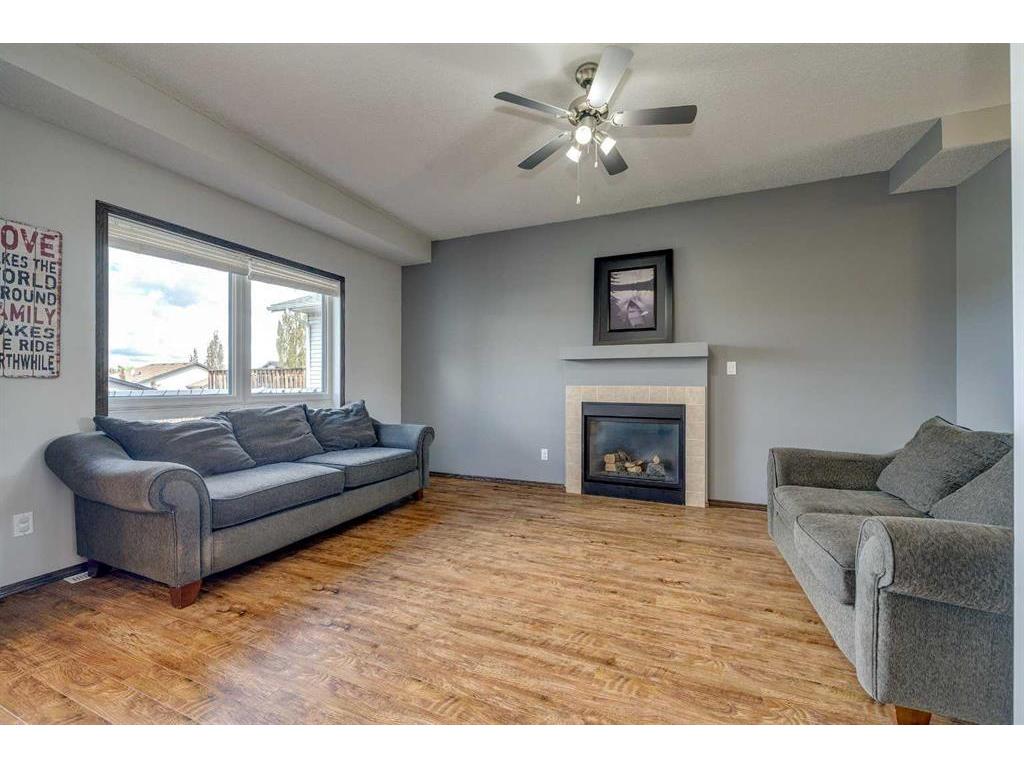 









8


Fawn Meadows Crescent

,
Delburne,




AB
T0M 0V0

