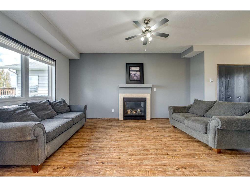 









8


Fawn Meadows Crescent

,
Delburne,




AB
T0M 0V0

