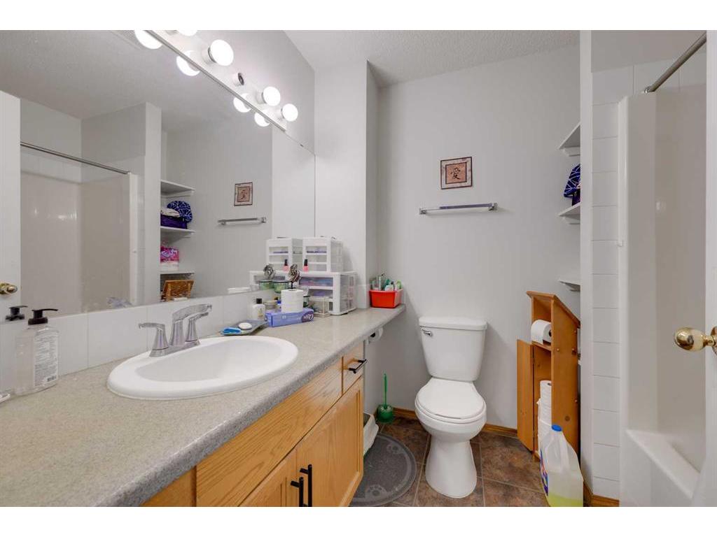 









1810


26 Ave

,
Delburne,




AB
T0M 0V0

