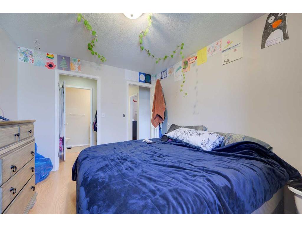 









1810


26 Ave

,
Delburne,




AB
T0M 0V0

