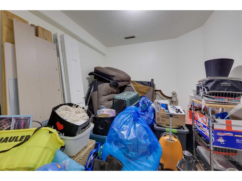 









1810


26 Ave

,
Delburne,




AB
T0M 0V0

