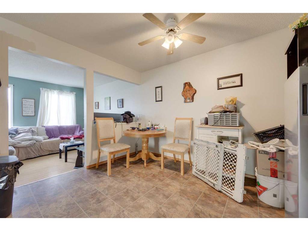 









1810


26 Ave

,
Delburne,




AB
T0M 0V0

