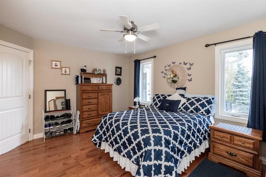 









4426


47

Avenue Close,
Innisfail,




AB
T4G 1Y2

