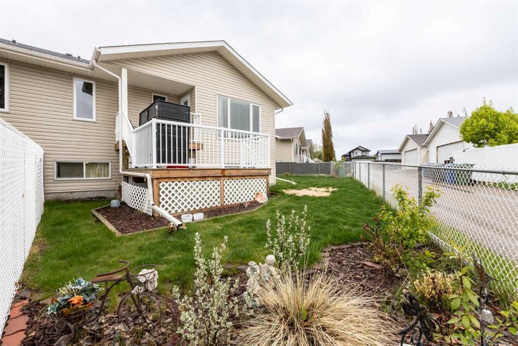 









4426


47

Avenue Close,
Innisfail,




AB
T4G 1Y2

