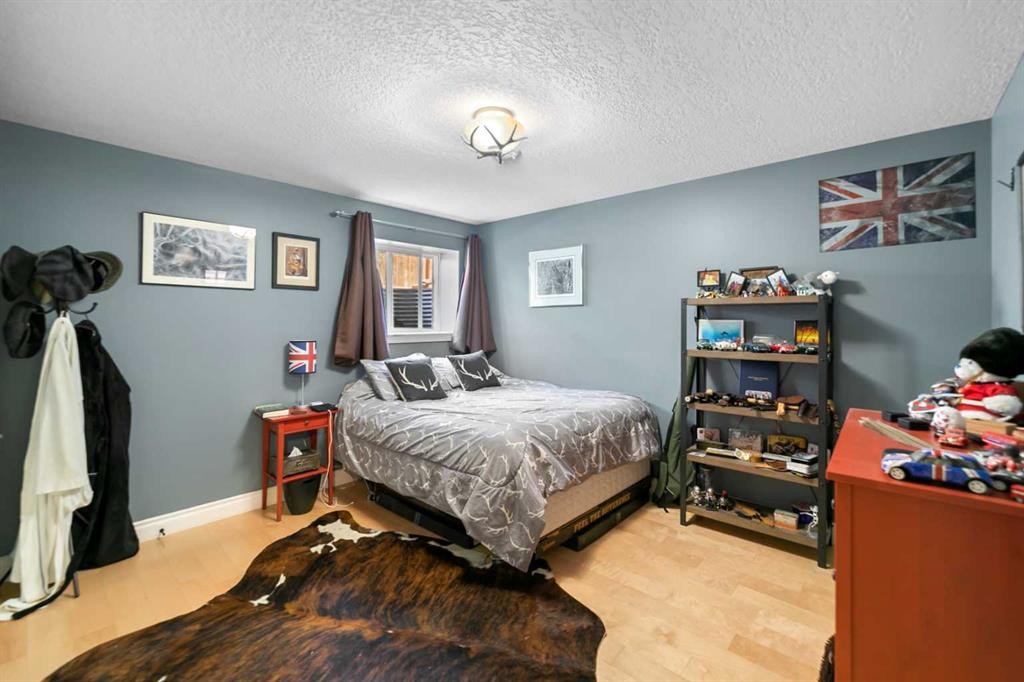 









3701


68 A

Street West,
Camrose,




AB
T4V 5B7

