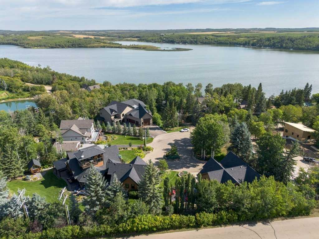 









25054


South Pine Lake Road

, 117 & 121,
Rural Red Deer County,




AB
T0M 1R0

