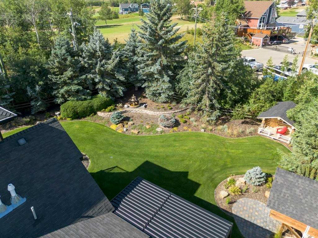 









25054


South Pine Lake Road

, 117 & 121,
Rural Red Deer County,




AB
T0M 1R0

