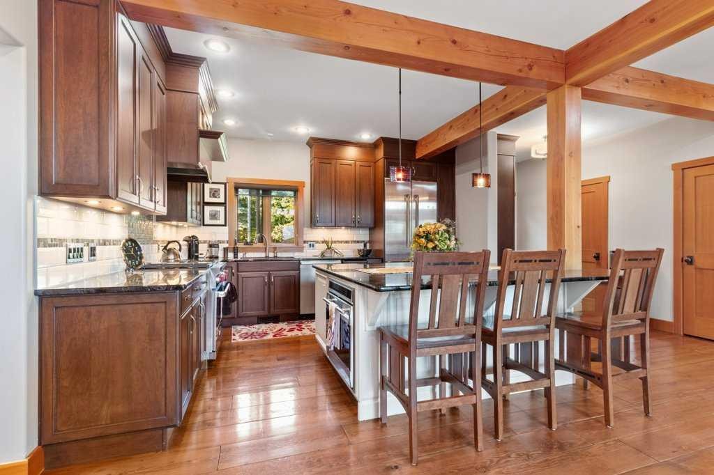 









25054


South Pine Lake Road

, 117 & 121,
Rural Red Deer County,




AB
T0M 1R0

