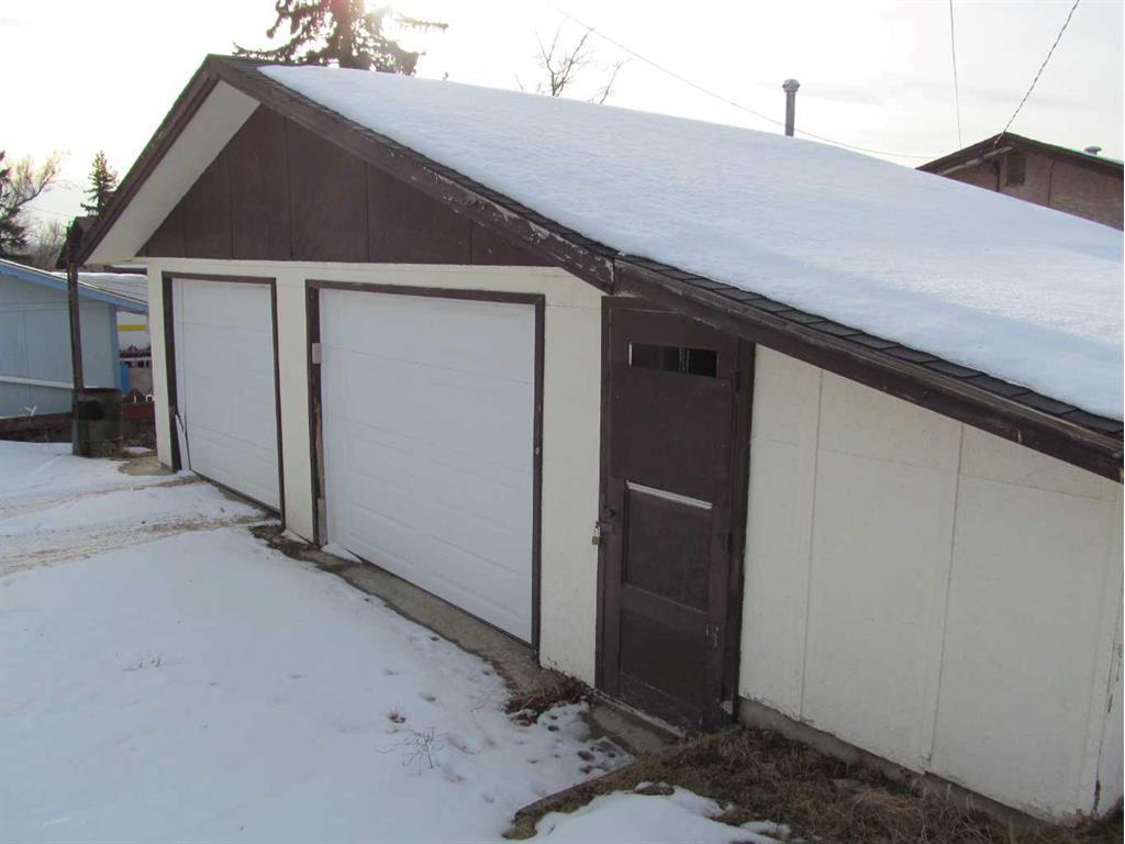 









5037


52

Street,
Rocky Mountain House,




AB
T4T1A5

