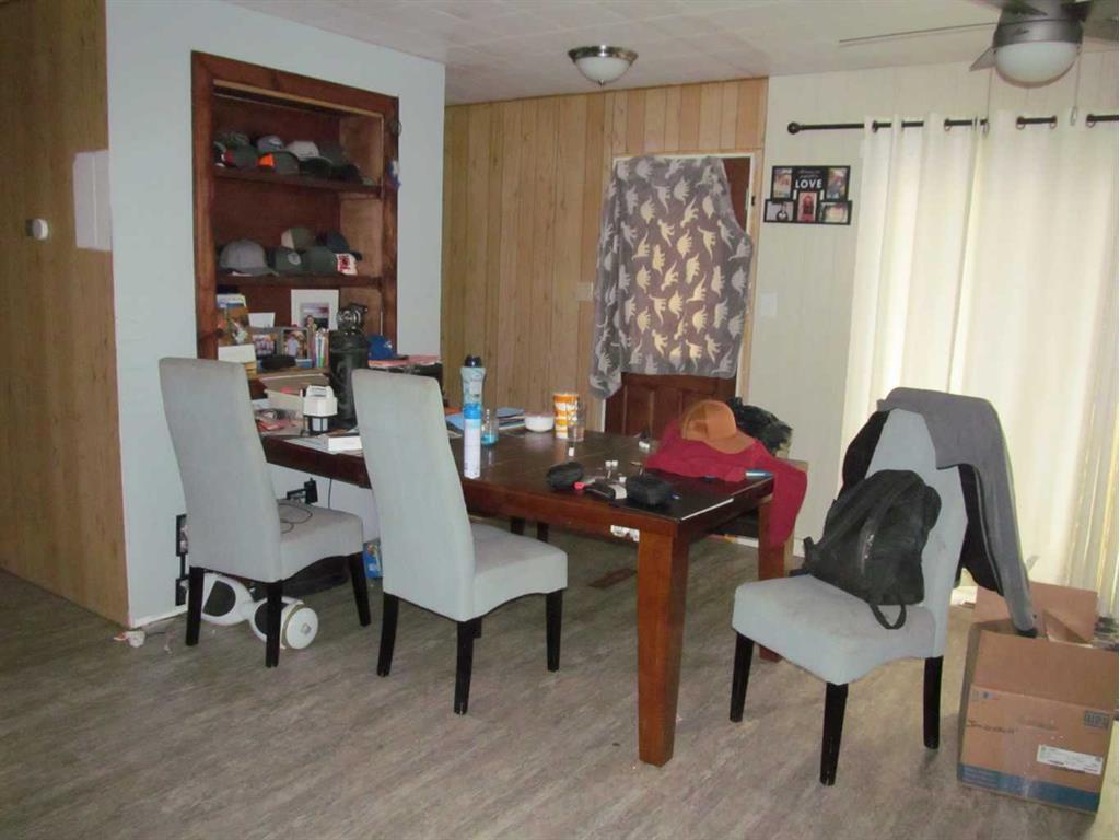









5037


52

Street,
Rocky Mountain House,




AB
T4T1A5

