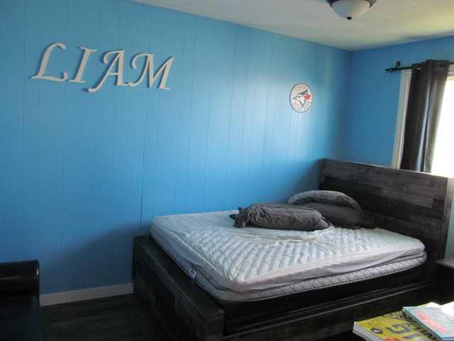 









5037


52

Street,
Rocky Mountain House,




AB
T4T1A5

