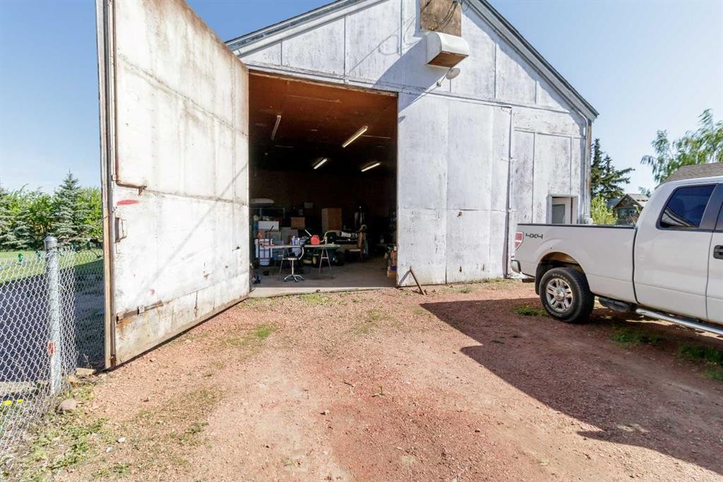









22


Main Street

,
Ardley,




AB
T0M 0V0

