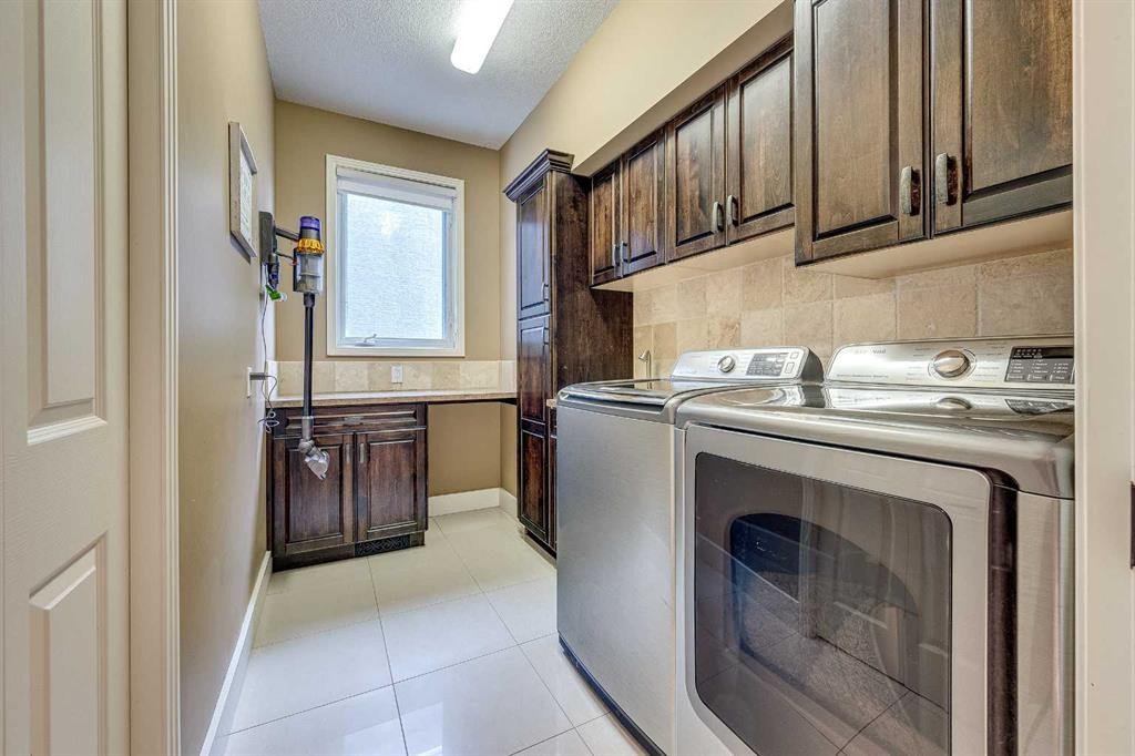









4300


Memorial

Trail,
Sylvan Lake,




AB
T4S 0R1

