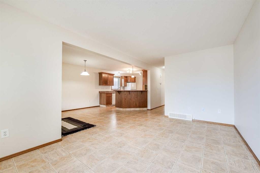 









5009


41

Street,
Sylvan Lake,




AB
T4S 1B9

