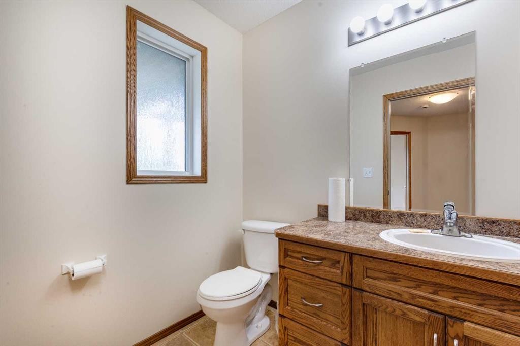 









5009


41

Street,
Sylvan Lake,




AB
T4S 1B9

