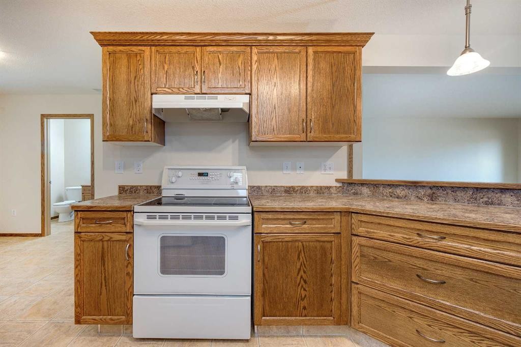 









5009


41

Street,
Sylvan Lake,




AB
T4S 1B9

