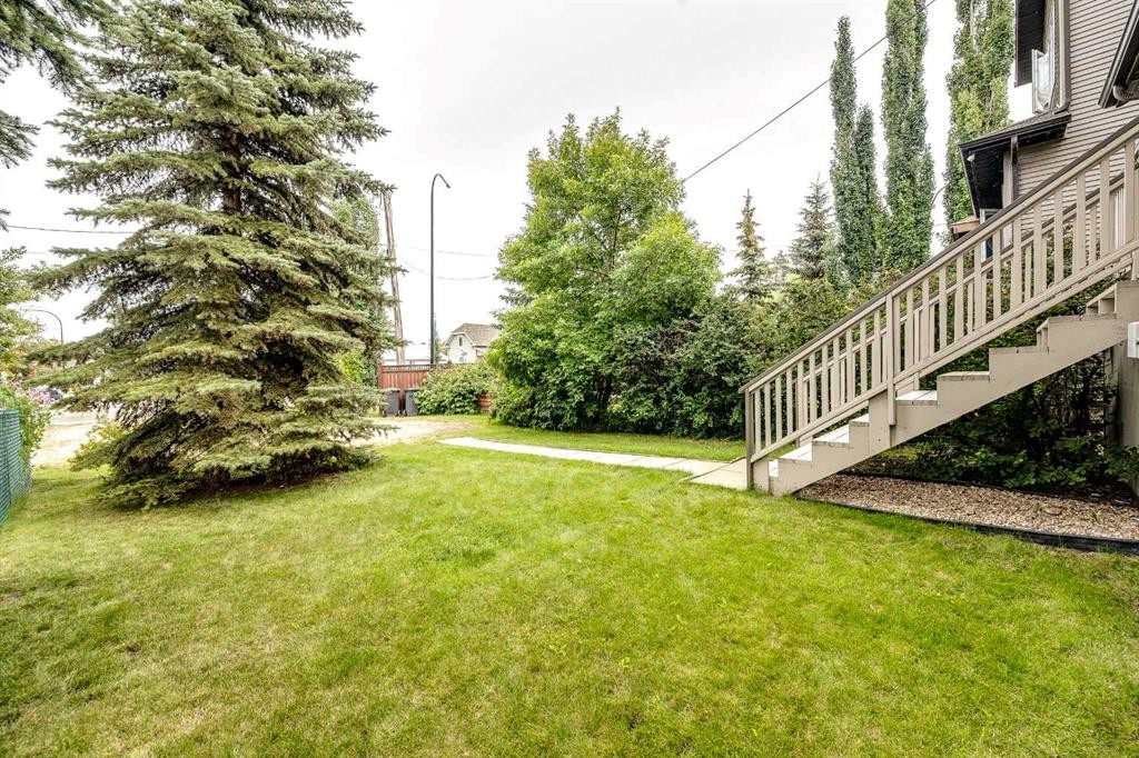 









5009


41

Street,
Sylvan Lake,




AB
T4S 1B9

