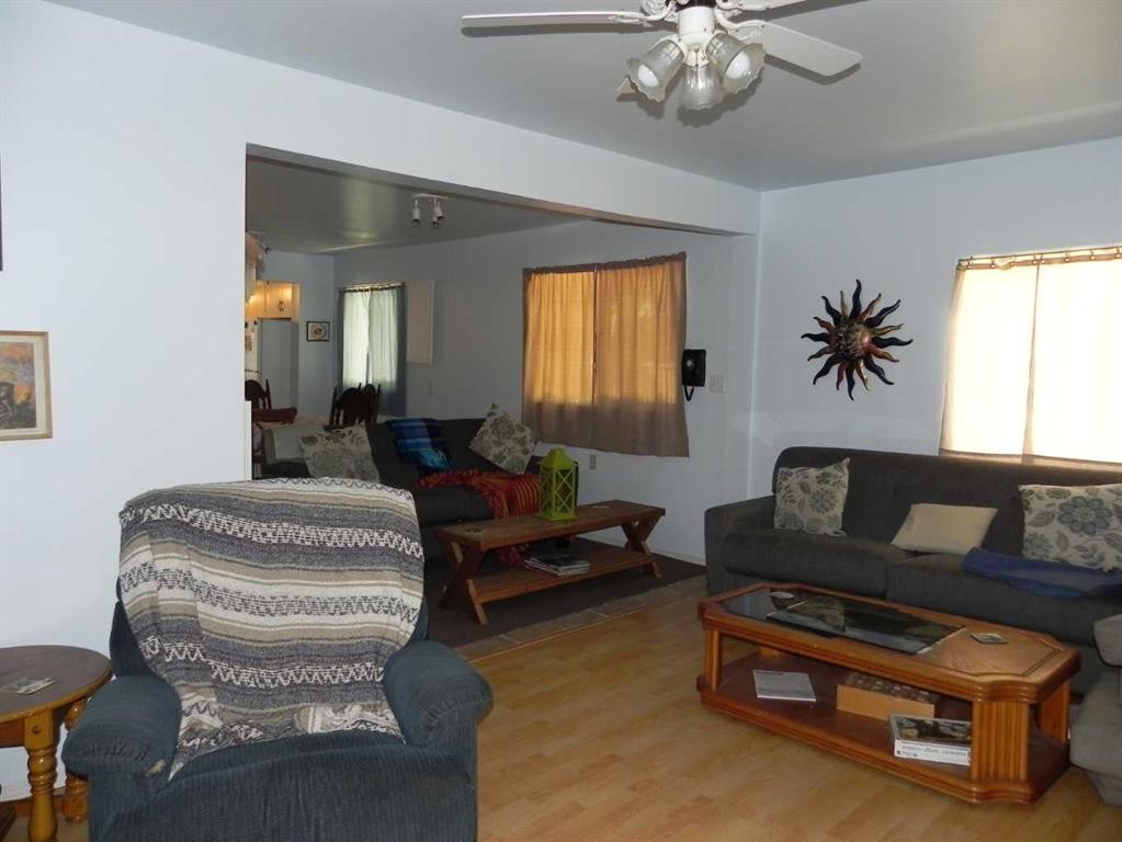 









97


Premier

Avenue,
Gull Lake,




AB
T0C 0J0


