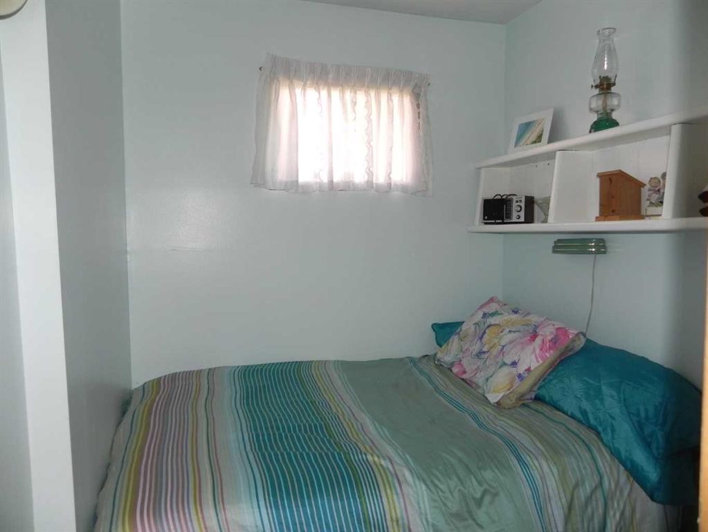 









97


Premier

Avenue,
Gull Lake,




AB
T0C 0J0


