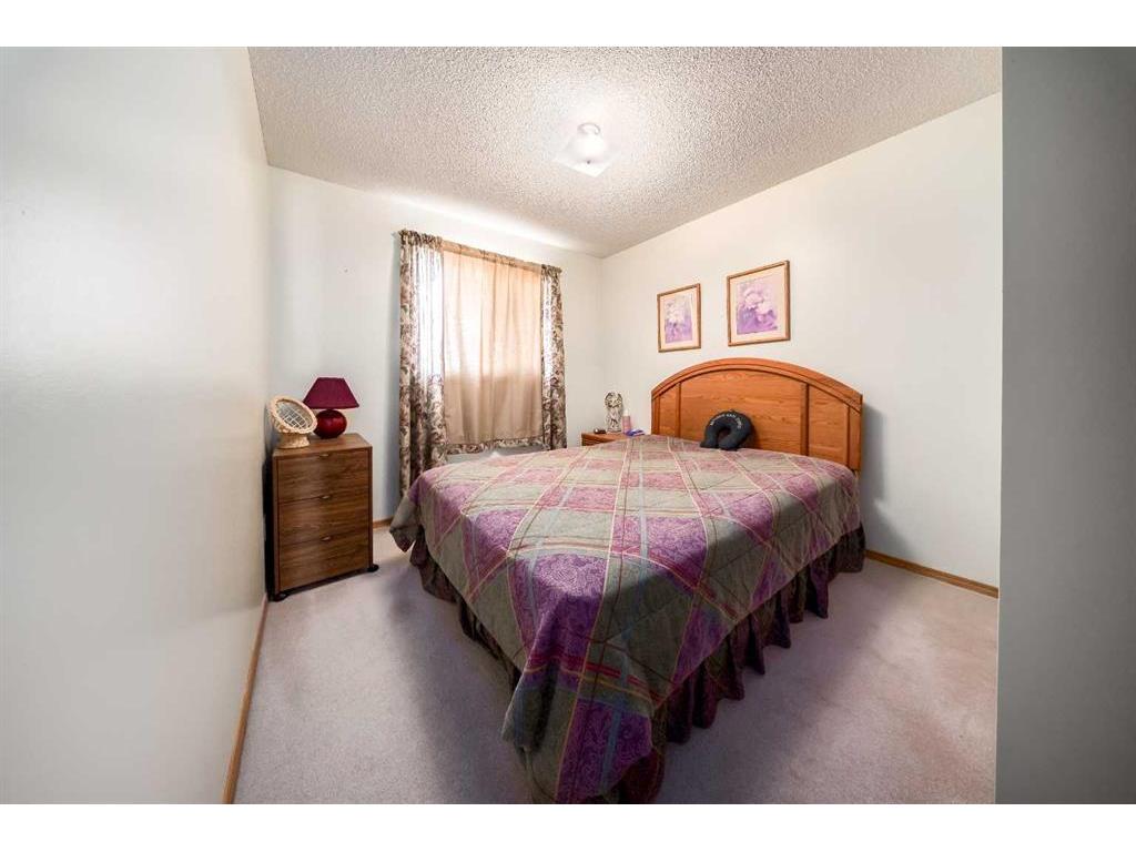 









8


Dunham

Close,
Red Deer,




AB
T4R 2J5

