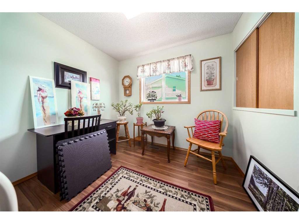 









8


Dunham

Close,
Red Deer,




AB
T4R 2J5

