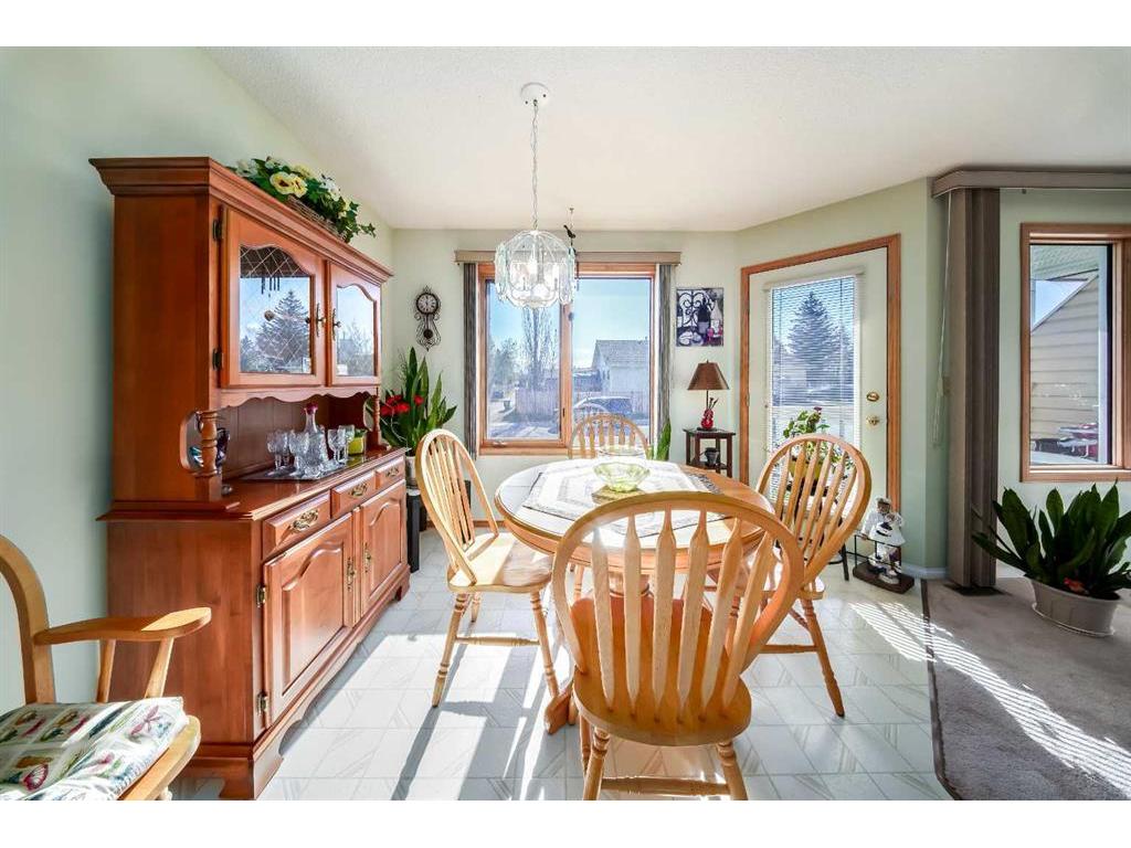 









8


Dunham

Close,
Red Deer,




AB
T4R 2J5

