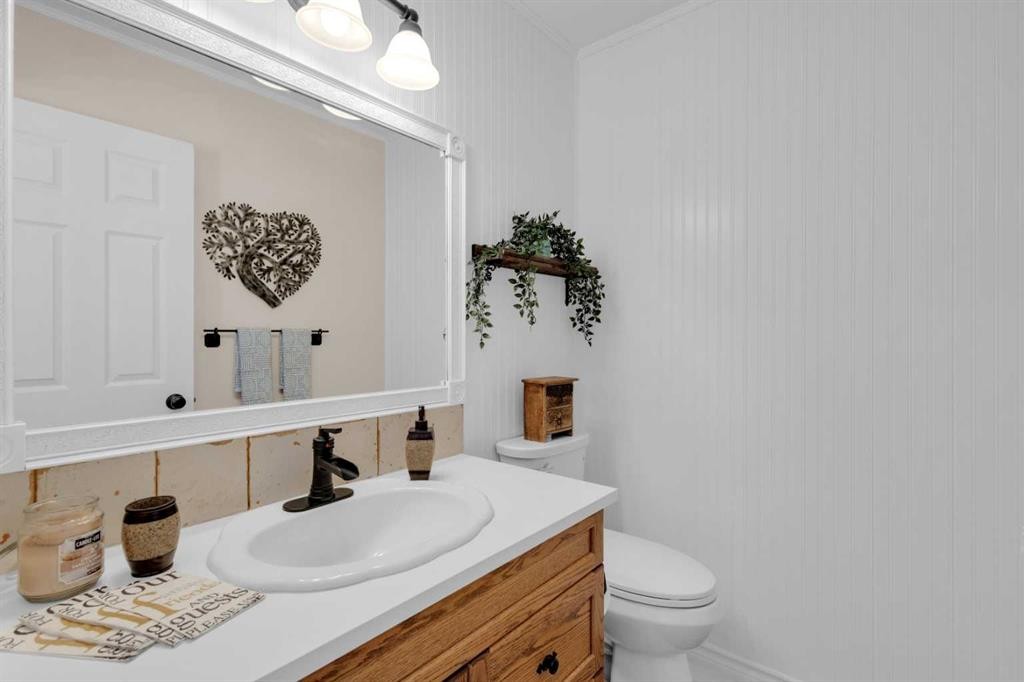 









33


Cameron

Close,
Lacombe,




AB
T4L 2N6

