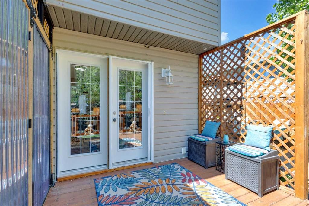 









33


Cameron

Close,
Lacombe,




AB
T4L 2N6


