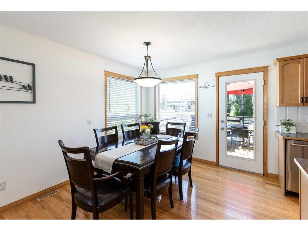 









4494


54A

Avenue Crescent,
Innisfail,




AB
T4G 1X8

