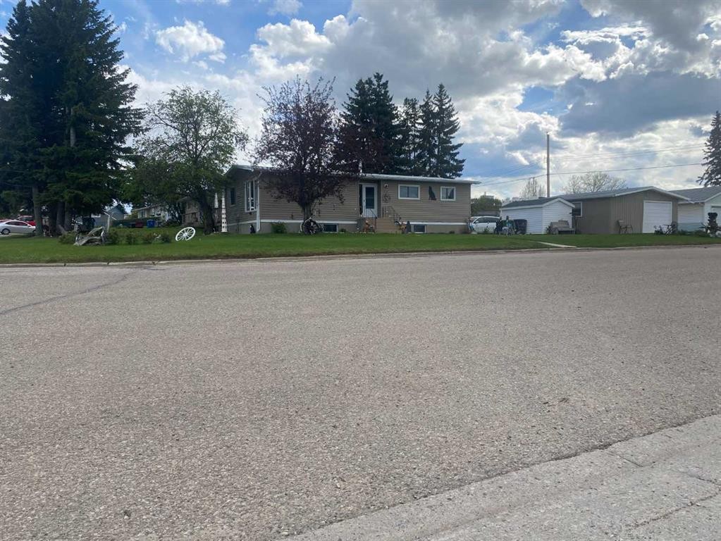 









5336 52 Street


Close

,
Rocky Mountain House,




AB
T4T1A8

