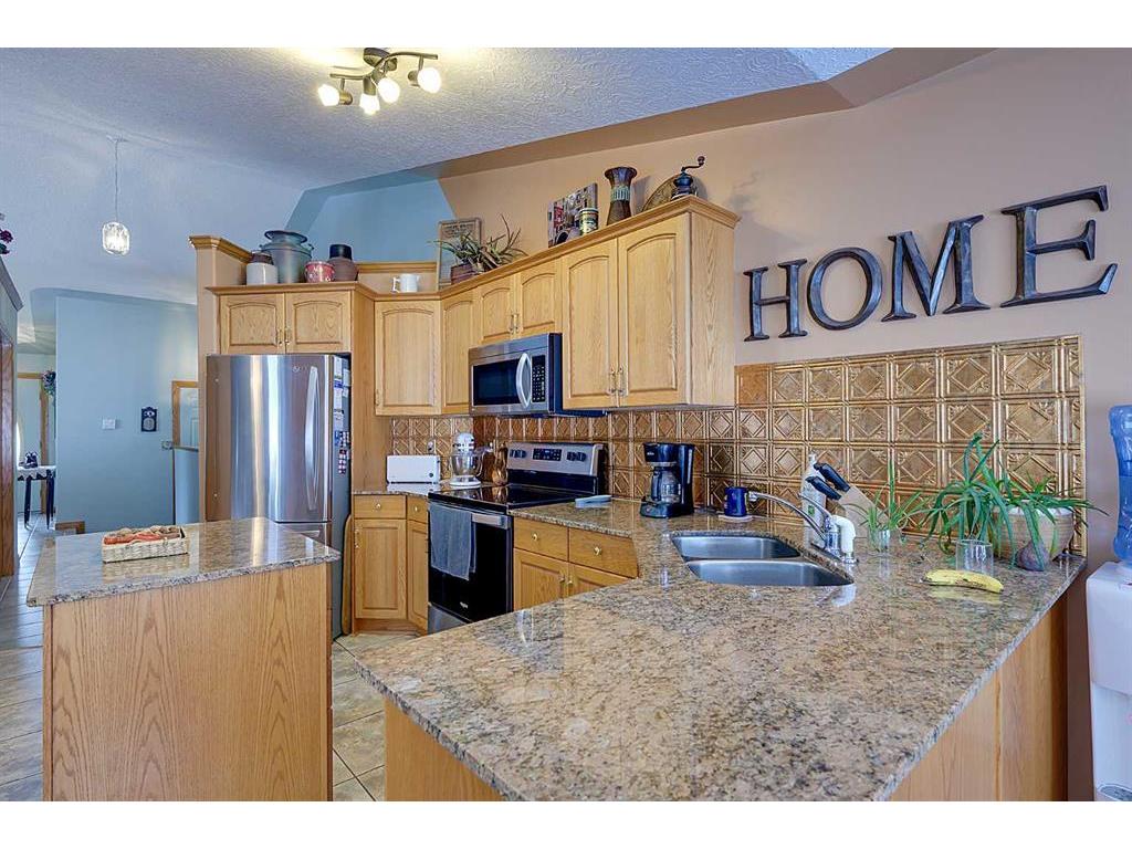 









26110


11

Highway, 27,
Rural Red Deer County,




AB
T4E1C2

