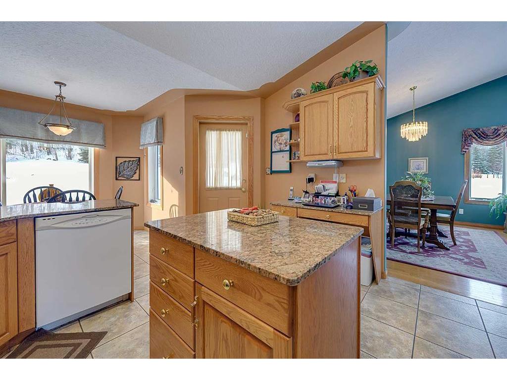 









26110


11

Highway, 27,
Rural Red Deer County,




AB
T4E1C2

