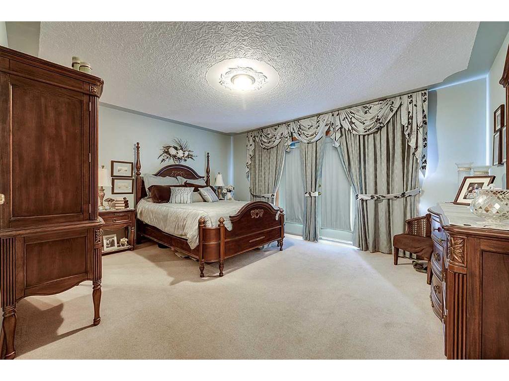 









26110


11

Highway, 27,
Rural Red Deer County,




AB
T4E1C2

