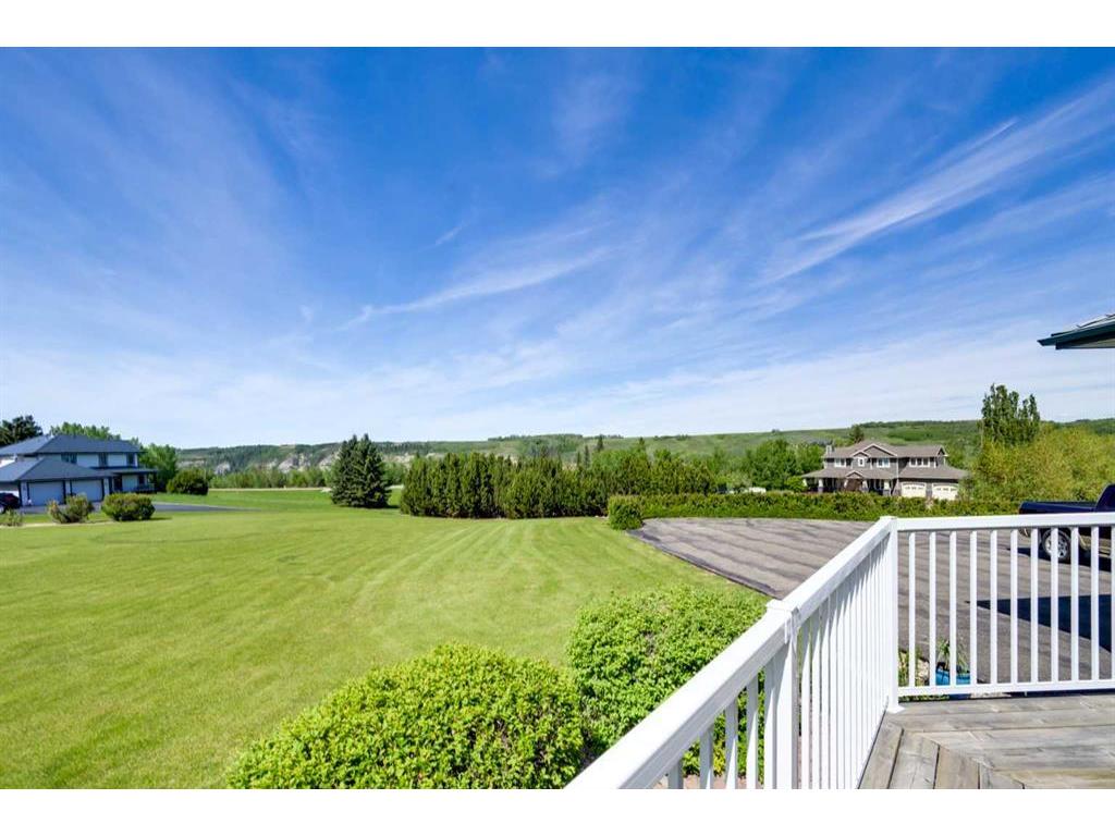 









26110


11

Highway, 27,
Rural Red Deer County,




AB
T4E1C2

