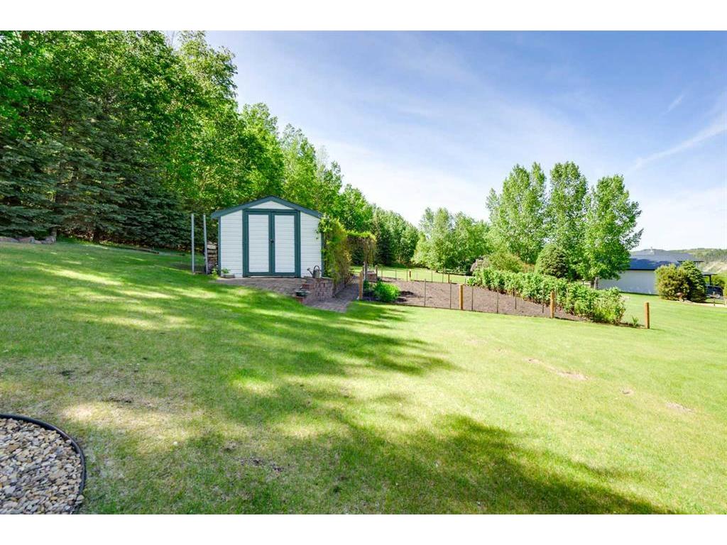









26110


11

Highway, 27,
Rural Red Deer County,




AB
T4E1C2

