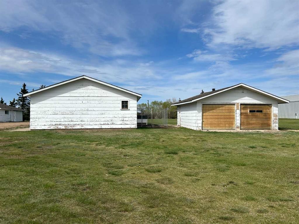 









36205


HIGHWAY 872

,
Coronation,




AB
T0C 0X0

