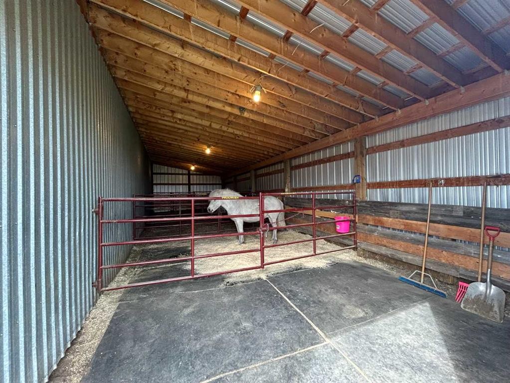 









36205


HIGHWAY 872

,
Coronation,




AB
T0C 0X0

