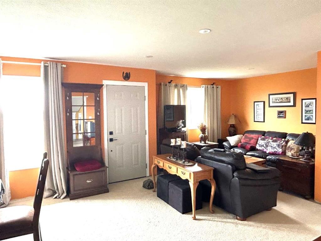 









36205


HIGHWAY 872

,
Coronation,




AB
T0C 0X0

