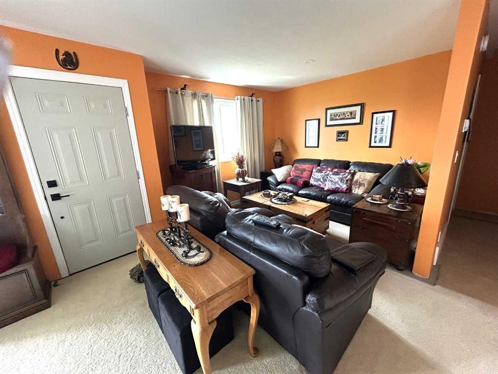









36205


HIGHWAY 872

,
Coronation,




AB
T0C 0X0

