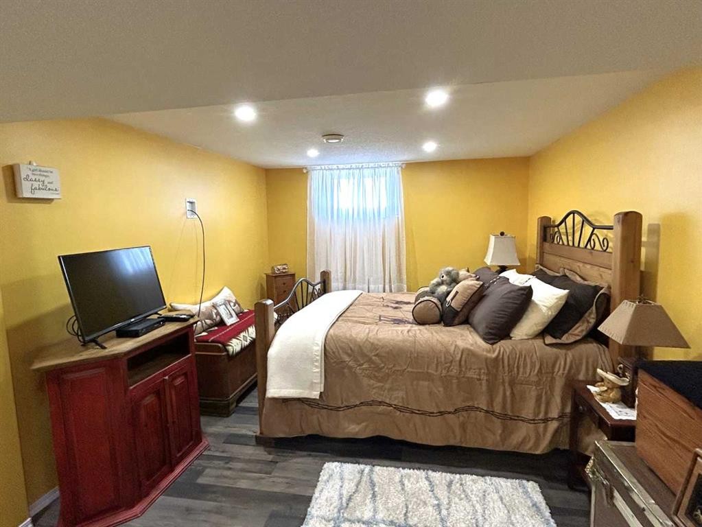 









36205


HIGHWAY 872

,
Coronation,




AB
T0C 0X0

