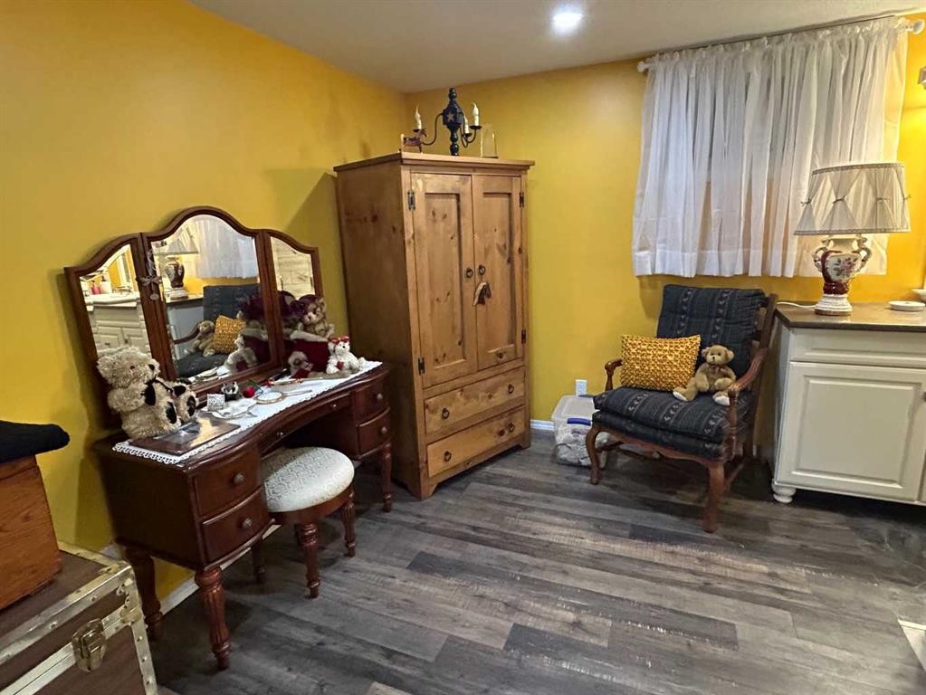 









36205


HIGHWAY 872

,
Coronation,




AB
T0C 0X0

