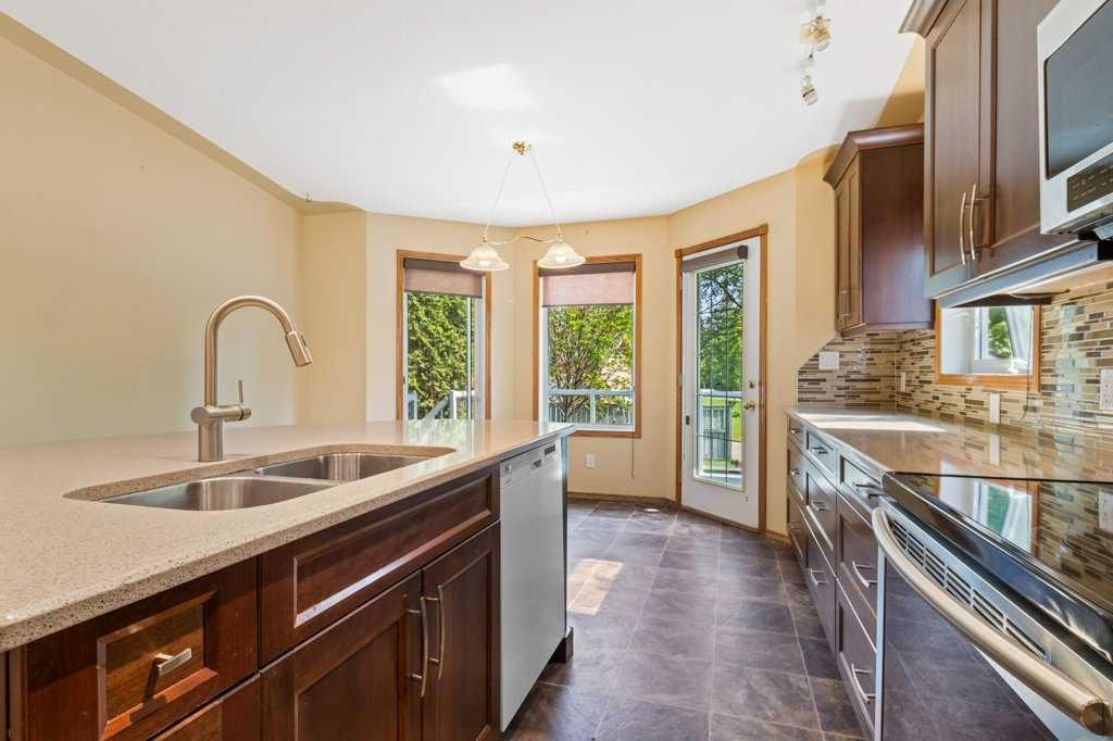 









176


Reichley

Street,
Red Deer,




AB
t4p 3s8


