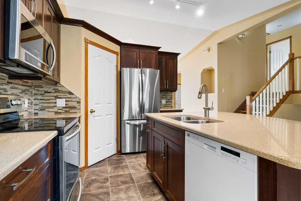 









176


Reichley

Street,
Red Deer,




AB
t4p 3s8

