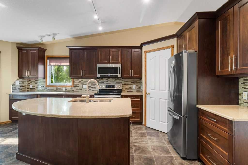 









176


Reichley

Street,
Red Deer,




AB
t4p 3s8

