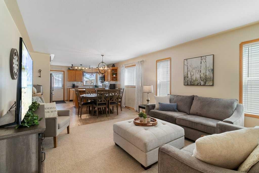 









260


Deschner

Close,
Red Deer,




AB
T4R 3C2

