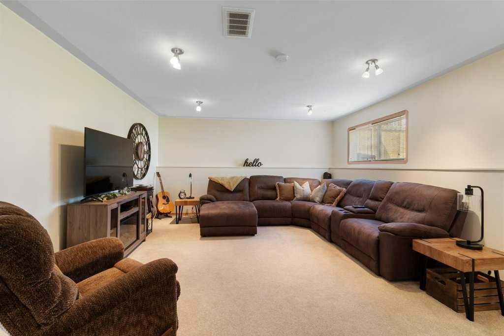 









260


Deschner

Close,
Red Deer,




AB
T4R 3C2


