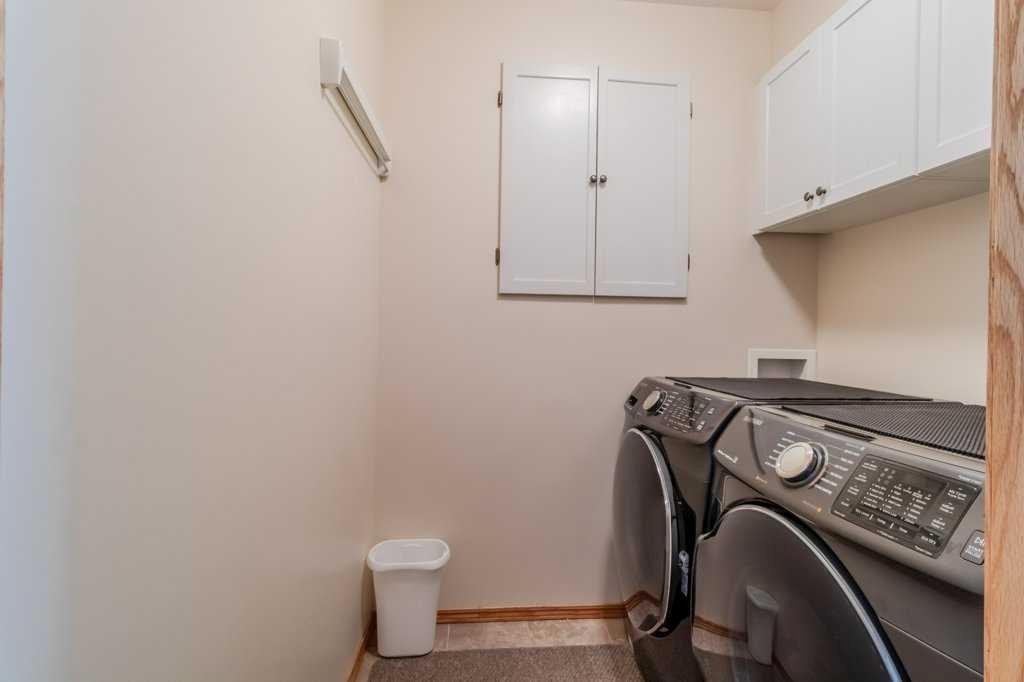 









260


Deschner

Close,
Red Deer,




AB
T4R 3C2


