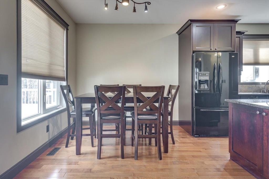 









7021


Cobb

Street,
Lacombe,




AB
T4L0C1

